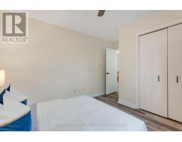 15 MOHICAN DRIVE - 24