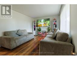 117 GOLDWICK CRESCENT - 3