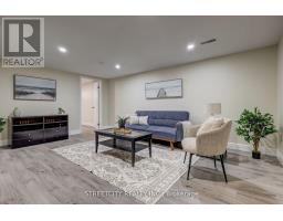 10 VINEDEN DRIVE - 25