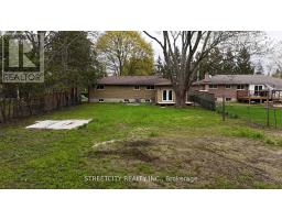 10 VINEDEN DRIVE - 41