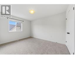 126 RADCLIFFE CRESCENT - 25