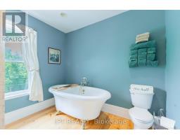 283 HASTINGS STREET - 24