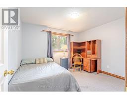 89 PARKVIEW DRIVE - 30