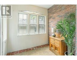 190 VICTORIA STREET - 10