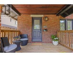 576 ST JAMES STREET - 5