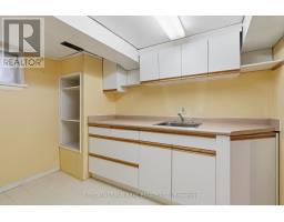 39 GERRARD STREET - 29