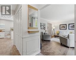 18 MCTAGGART CRESCENT - 4