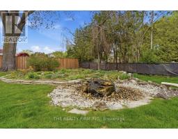 18 MCTAGGART CRESCENT - 46