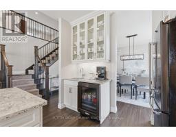 190 - 1061 EAGLETRACE DRIVE - 13