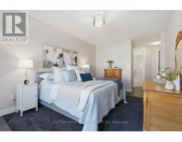 190 - 1061 EAGLETRACE DRIVE - 22