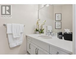 190 - 1061 EAGLETRACE DRIVE - 28