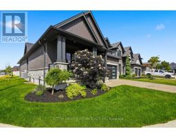 190 - 1061 EAGLETRACE DRIVE - 3