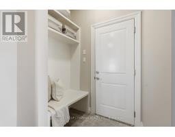 190 - 1061 EAGLETRACE DRIVE - 30