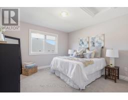 190 - 1061 EAGLETRACE DRIVE - 35
