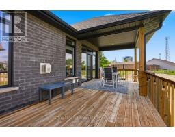 190 - 1061 EAGLETRACE DRIVE - 42