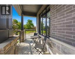 190 - 1061 EAGLETRACE DRIVE - 5