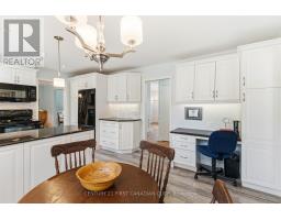 1080 VISCOUNT ROAD - 22