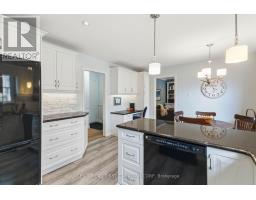 1080 VISCOUNT ROAD - 24