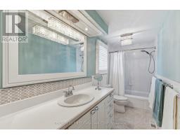 1080 VISCOUNT ROAD - 30