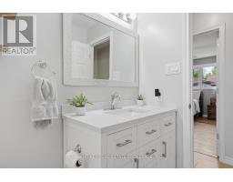 53 ALAYNE CRESCENT - 22