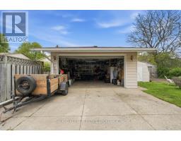 53 ALAYNE CRESCENT - 35
