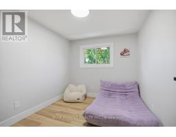 17 - 226 HIGHVIEW AVENUE W - 22