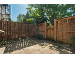 17 - 226 HIGHVIEW AVENUE W - 40