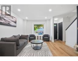 17 - 226 HIGHVIEW AVENUE W - 5