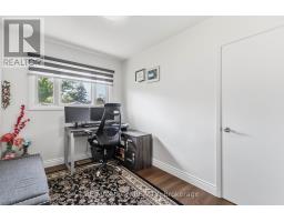 145 GLADSTONE AVENUE - 15