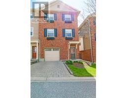9 - 1850 BEAVERBROOK AVENUE - 23