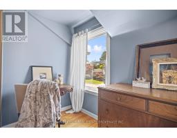 20 PARKVIEW DRIVE - 30
