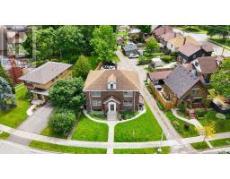 107 WINDSOR CRESCENT - 23