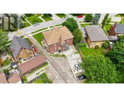 107 WINDSOR CRESCENT - 26