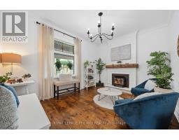 946 DUFFERIN AVENUE - 11