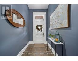 946 DUFFERIN AVENUE - 3