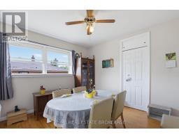 204 BURNSIDE DRIVE - 29