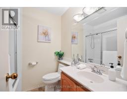 600 WONDERLAND ROAD S - 16