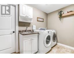 136 BRAYSIDE STREET - 33