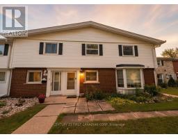 40 ARBOUR GLEN CRESCENT - 1