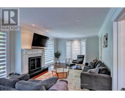 4 JERSEYVILLE ROAD E - 12