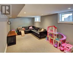 4 JERSEYVILLE ROAD E - 19