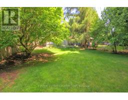 4 JERSEYVILLE ROAD E - 32