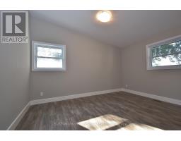 1566 NAIRN AVENUE - 10