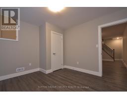 1566 NAIRN AVENUE - 20