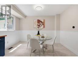 45 AMY CRESCENT - 12