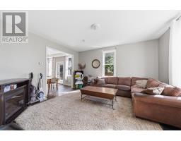 15 DUNDAS STREET - 19
