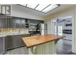 16 LANSDOWNE AVENUE - 14