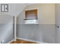 16 LANSDOWNE AVENUE - 27