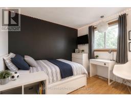 1674 ALDERSBROOK ROAD - 24