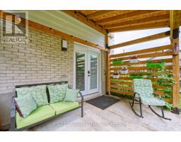 485 FERNDALE AVENUE - 28